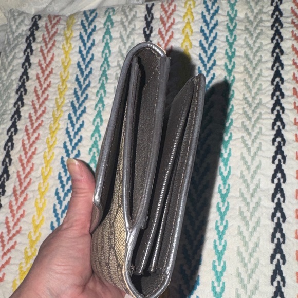 NWT Gucci Coated Canvas Supreme Monogram Wallet with GgCharm UNISEX - Picture 13 of 16